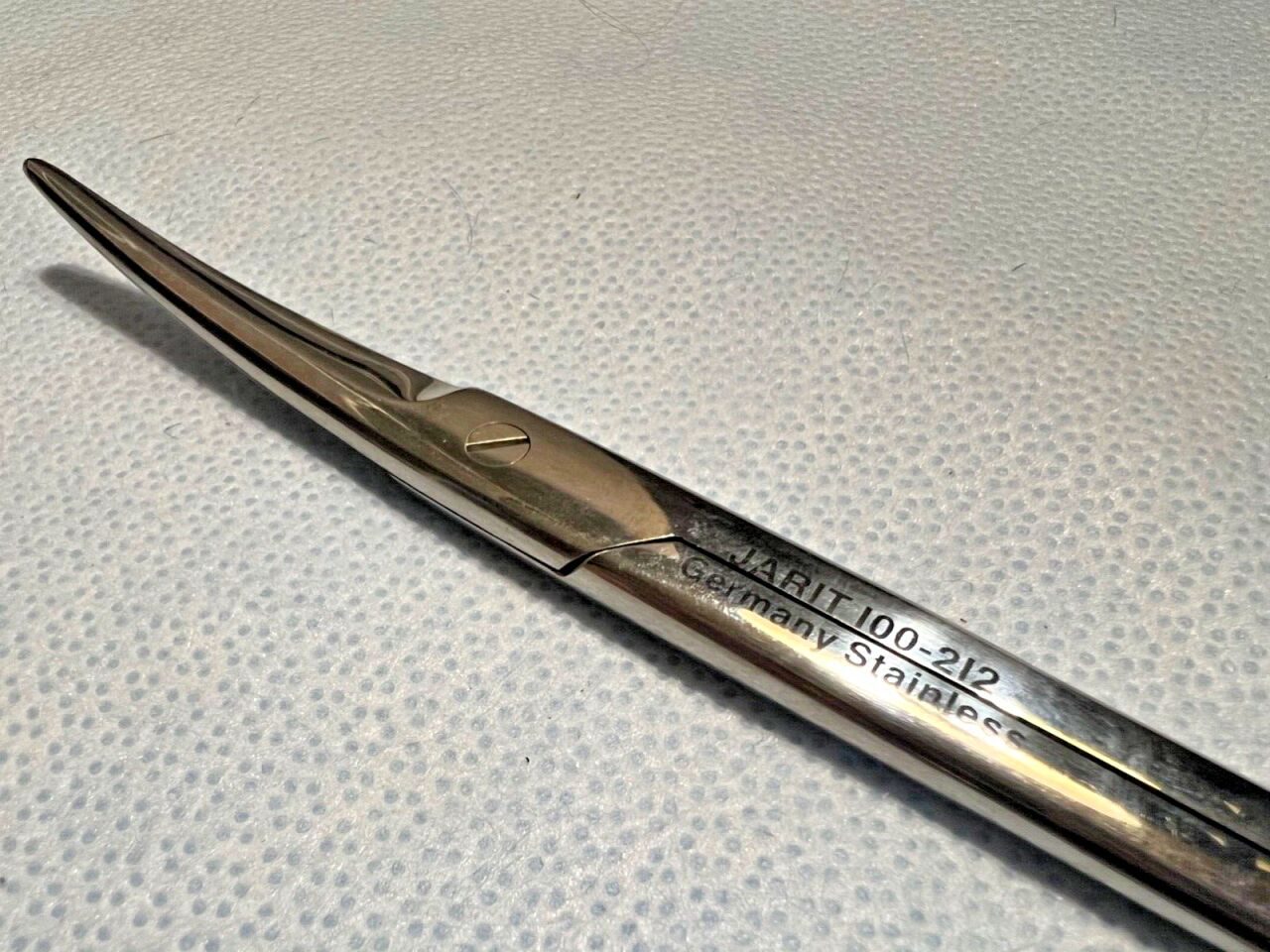 JARIT 100-212 Curved Mayo Scissor Beveled Blade 3.7mm Tip x 6-3/4" — photo 3
