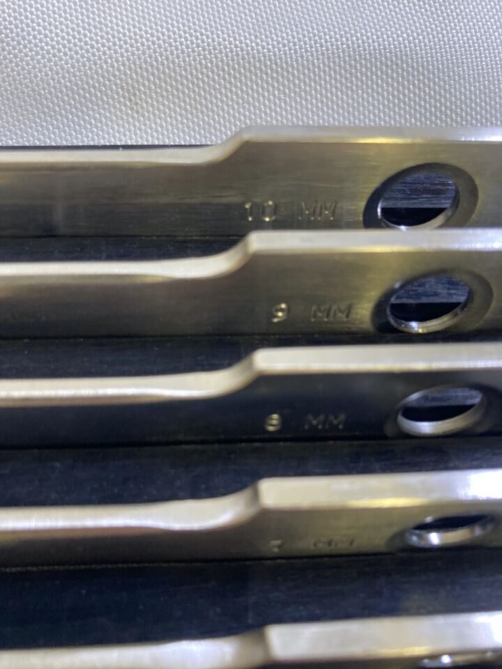 CODMAN 46-3040 Karlin Cervical Spanners Set w/ Sterilization & Storage Case — photo 2