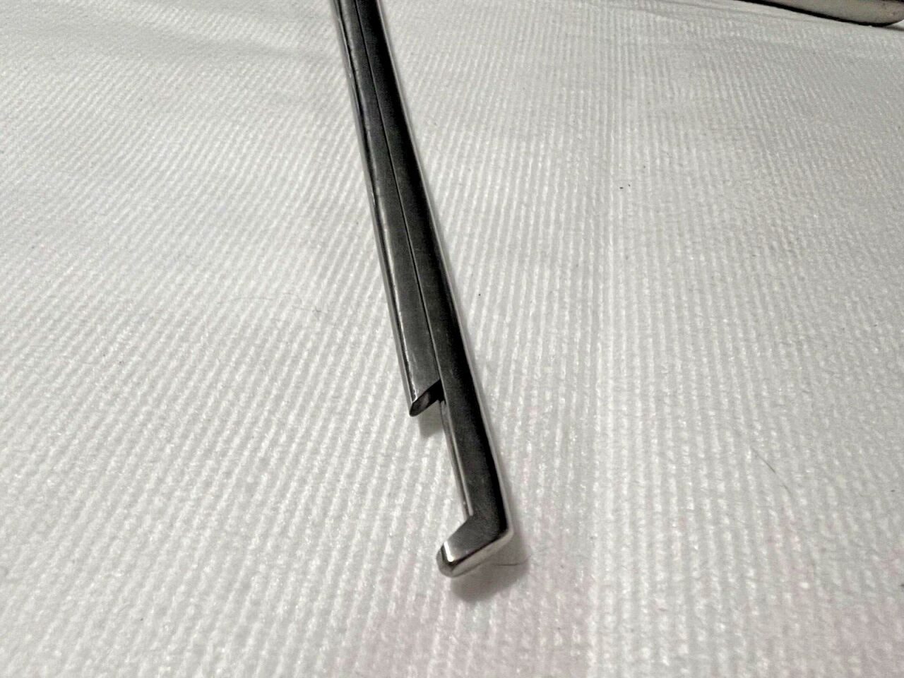 RICHARDS 28-2601 Kerrison Rongeur 3mm X 40deg Upbite 8" Length Neuro Spine — photo 3