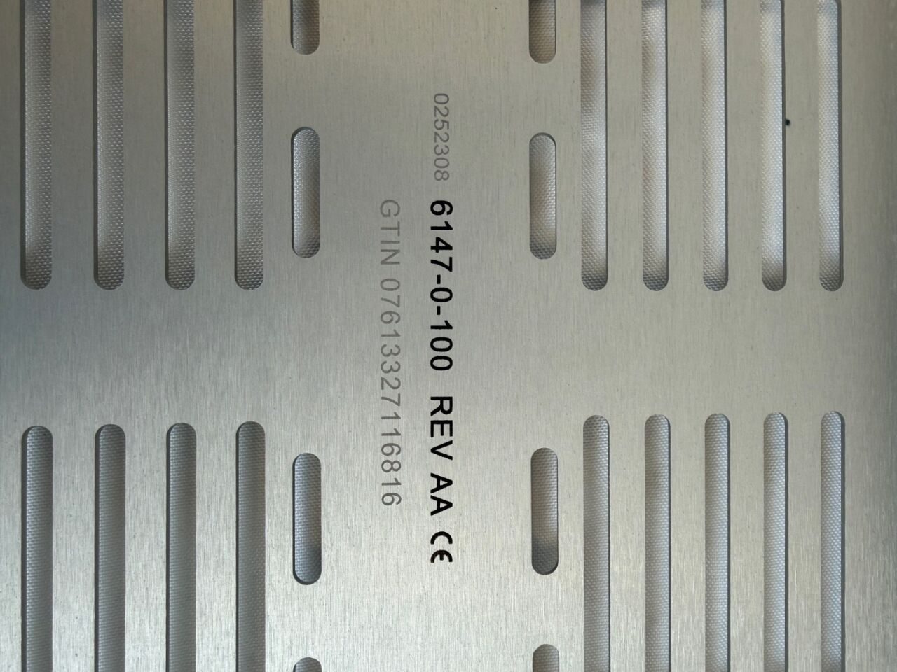 STRYKER 6147-0-100 Sterilization Lid 19.5" x 10" Orthopedics Trauma — photo 4