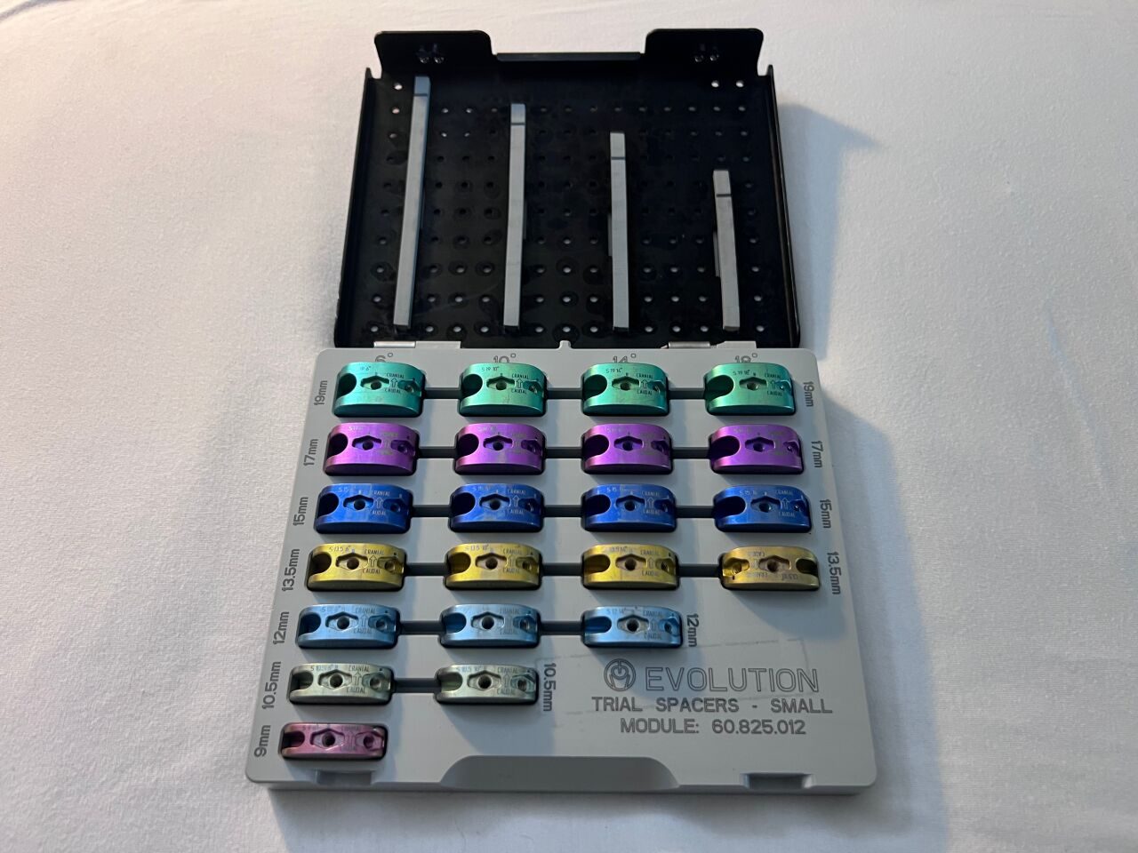 SYNTHES 60.825.012 Evolution Trial SynFix  Spacers Set Small — photo 1