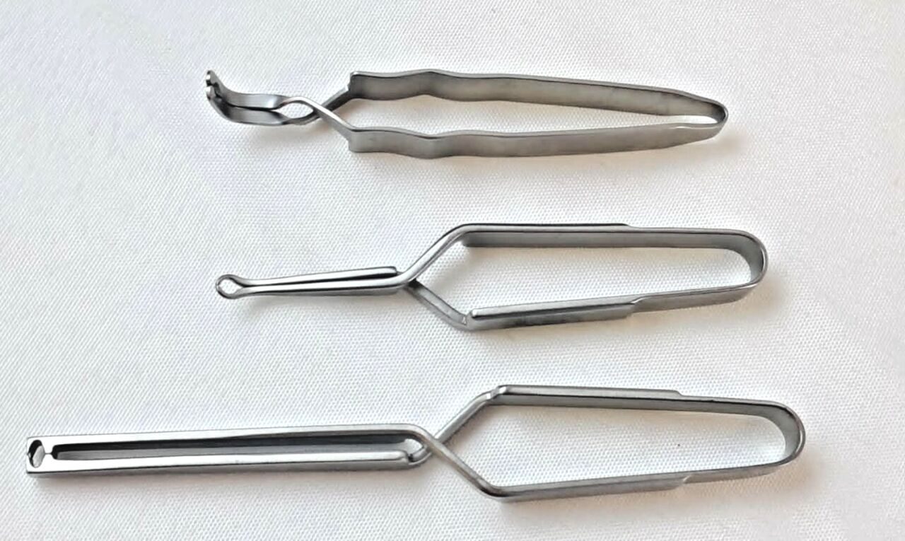 STRYKER 900106 900105 705175 Screw & Hardware Forceps 3pc Set — photo 2