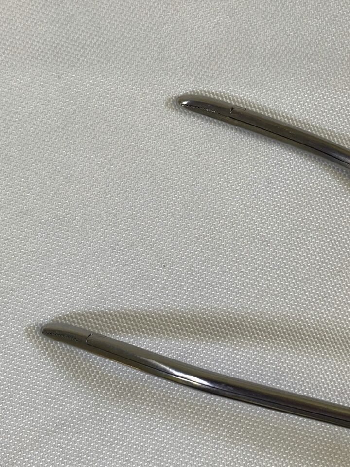 ZIMMER 3951-69 & 3951-68 Curved Toothed Grasper Forceps Pair — photo 7
