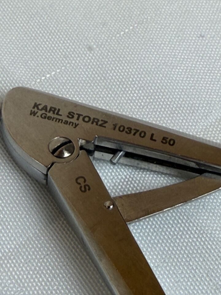KARL STORZ 10370L D/A Spoon Shaped Forceps 5.5mm Jaw 2.5mm Shaft 50cm — photo 2