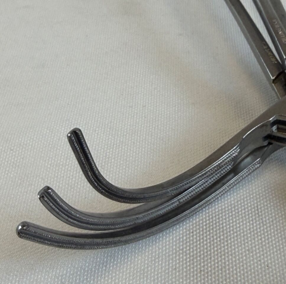 PILLING 353630 31 & 32 Curved Debakey Clamps 10" Set of 3 Curved DeBakey Clamps Cardiovascular CVOR — photo 4
