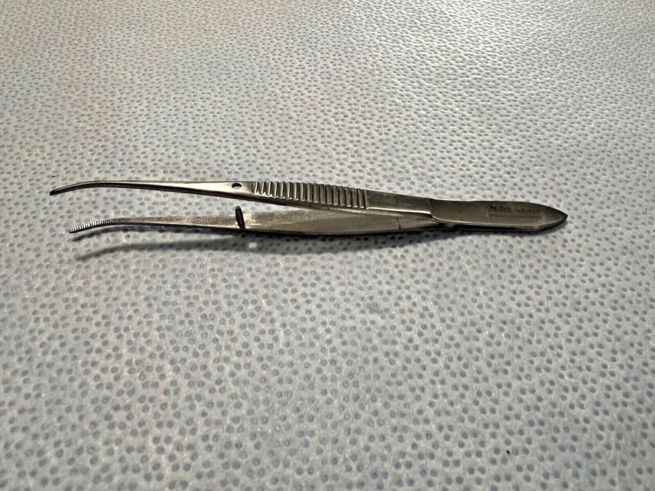 MILTEX 18-782 Ophthalmic Surgical Eye Dressing Forceps 8mm Serrated Jaws X 4" L