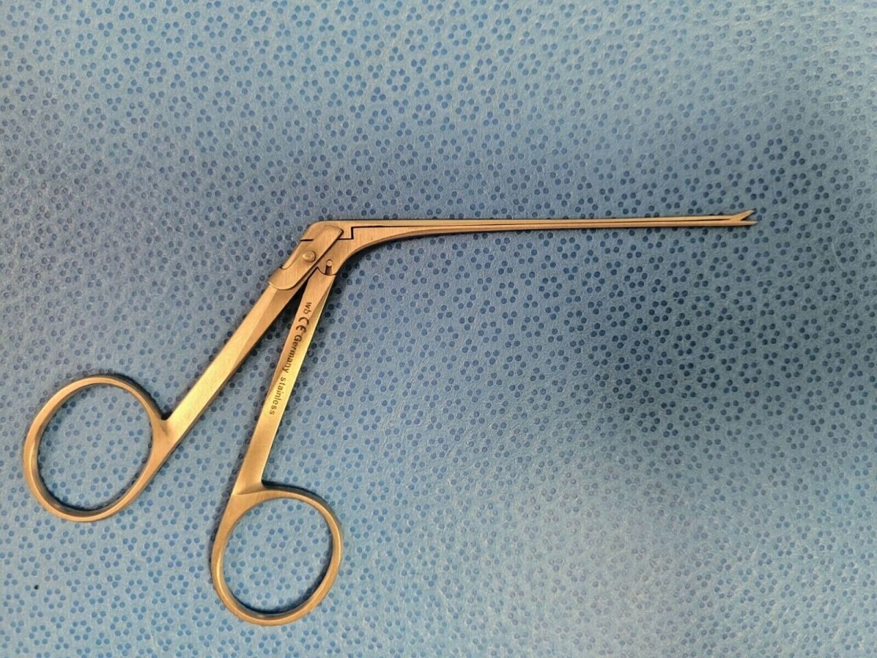 XOMED 3723008 Mini Bellucci Scissors Very Fine 4.5mm x 3.25" Otology — photo 4