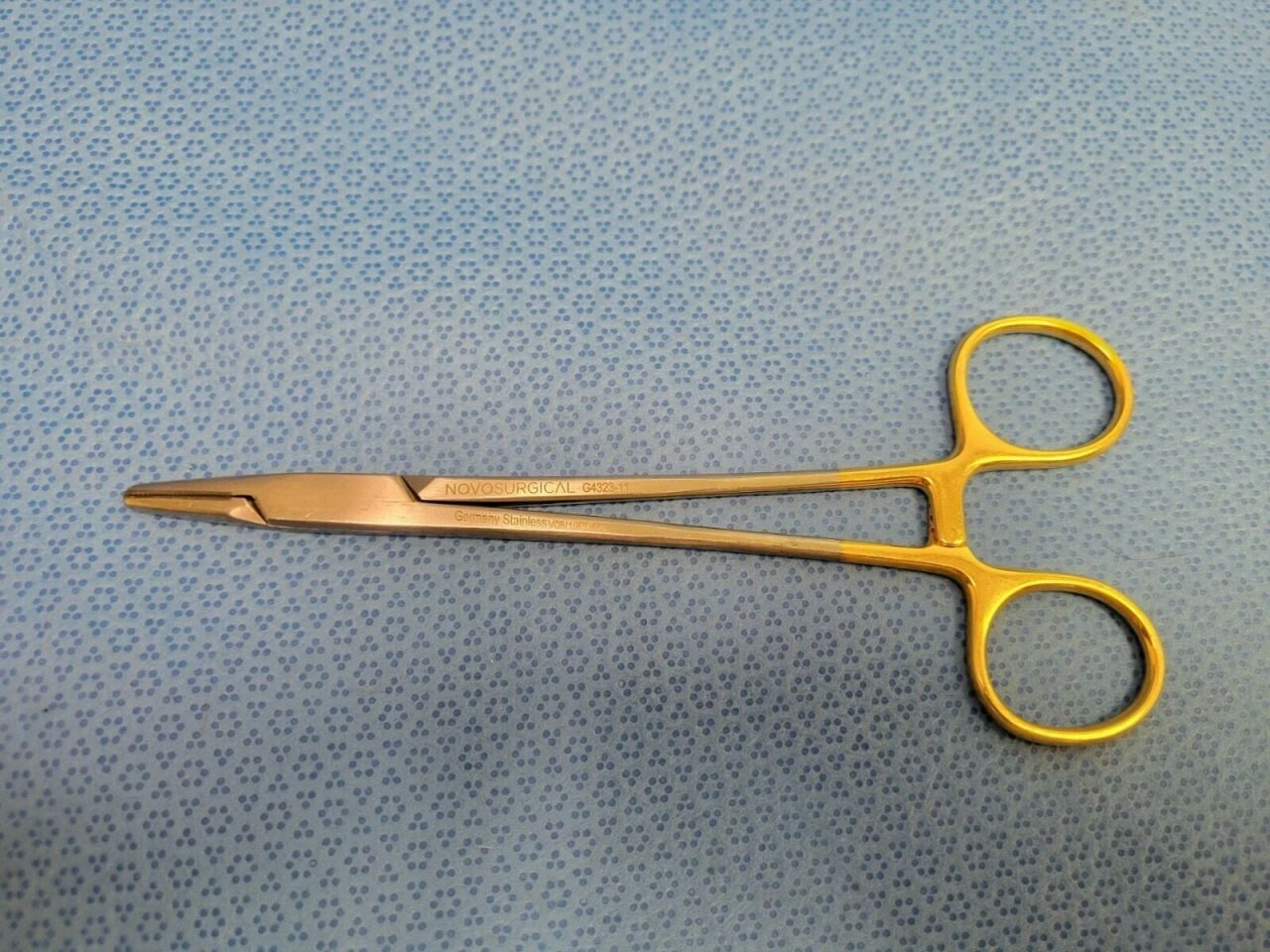 NOVO SURGICAL G4323-11 Mayo-Hegar Needle Holder 6" Serrated Jaw