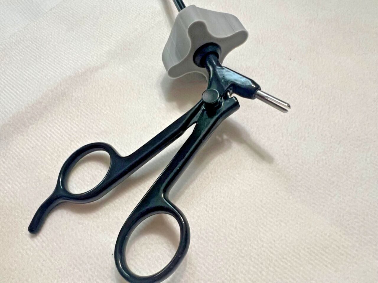 AESCULAP PO678R Monopolar Dolphin Nose Dissecting Forcep 5mmX31cm — photo 5