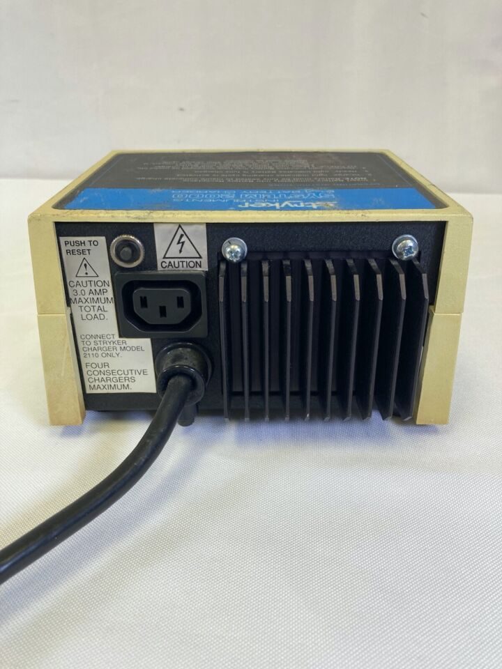 STRYKER 2110-120 System 2000 Battery Charger — photo 6