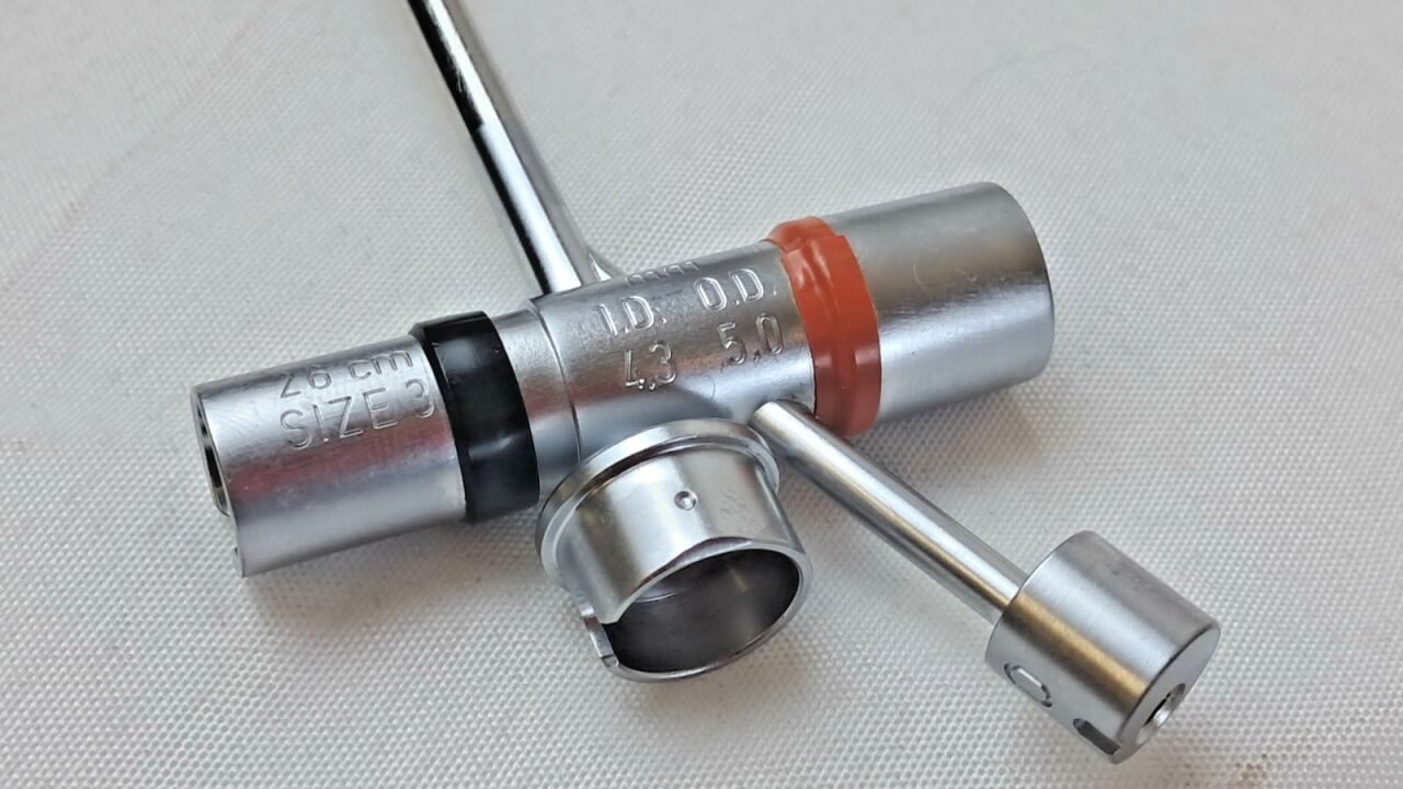 KARL STORZ 10338EE Tube Size 3 5mm x 26cm Dosel-Huzly Bronchoscope — photo 3