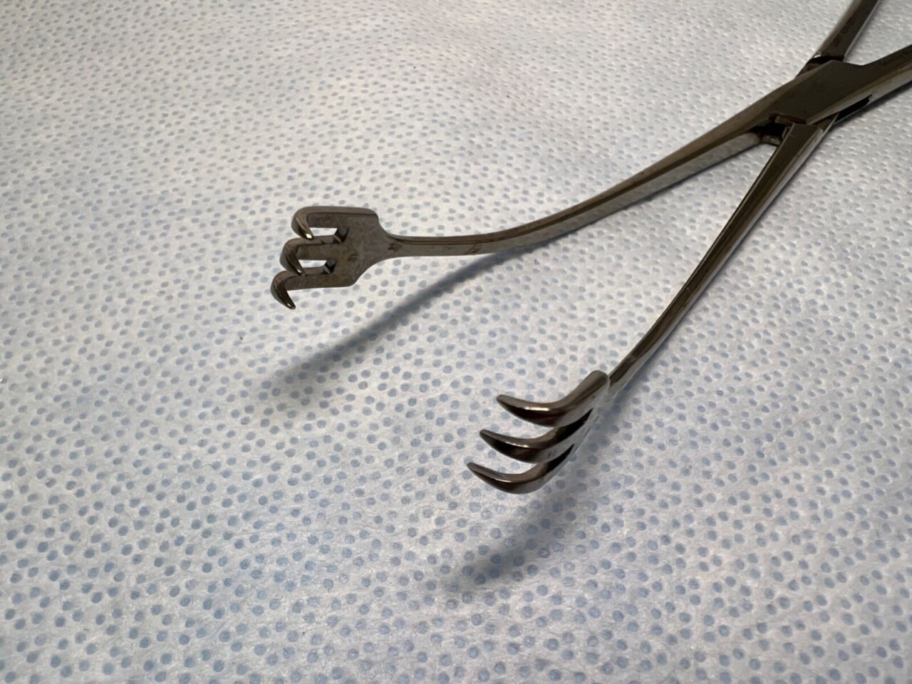 JARIT 450-220 3 X 3 Teeth 8-1/2" Length Ballenger Tonsil Forceps — photo 2