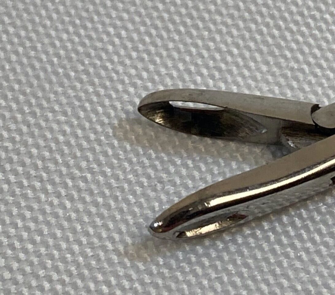 CODMAN 51-1103 Wilde IVD Rongeur 4mm x 10mm Fenestrated Jaw 7" Length — photo 3
