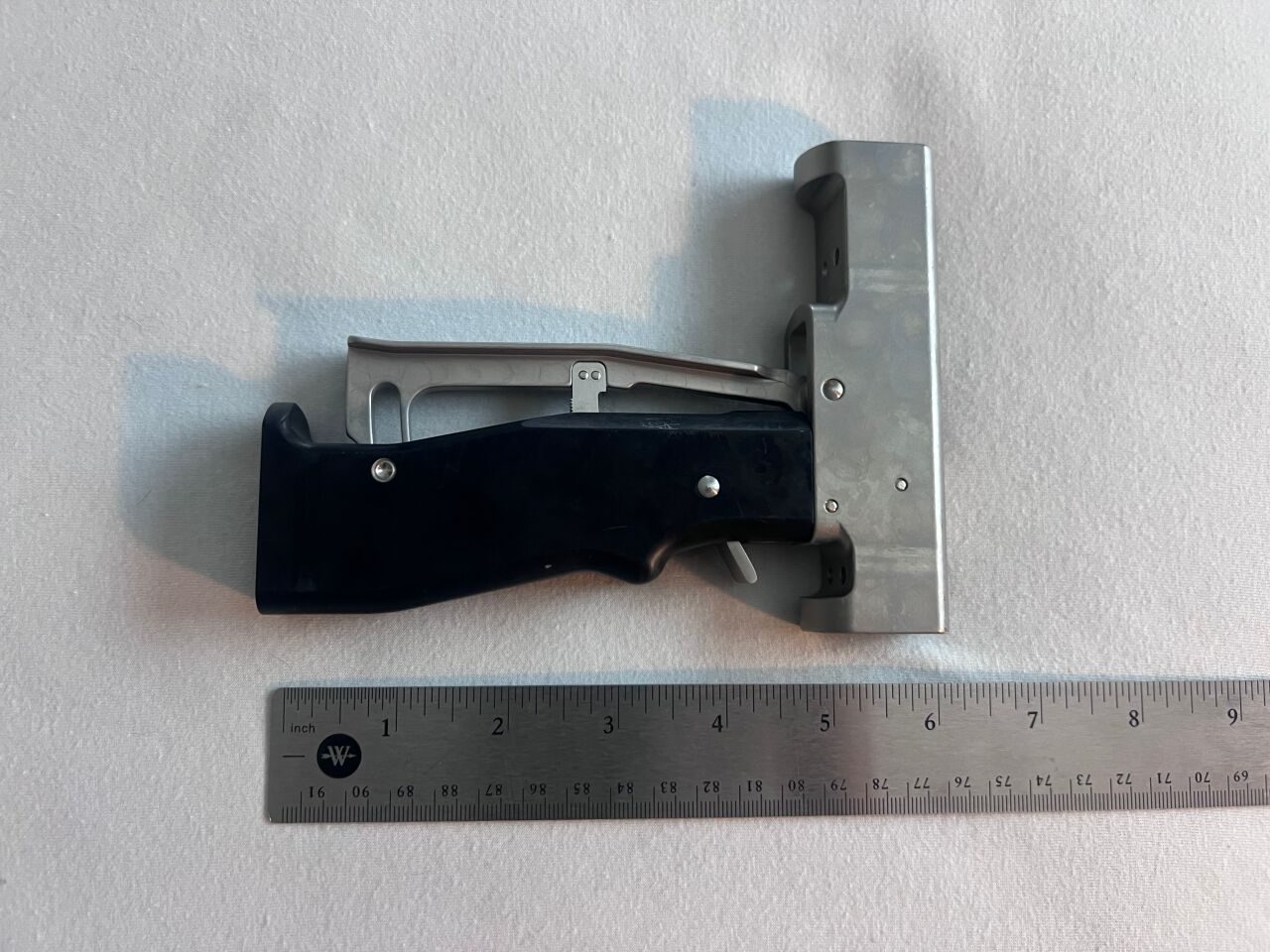 SYNTHES 03.010.024 Holding Device for Guide Wires & Reaming Rods — photo 3