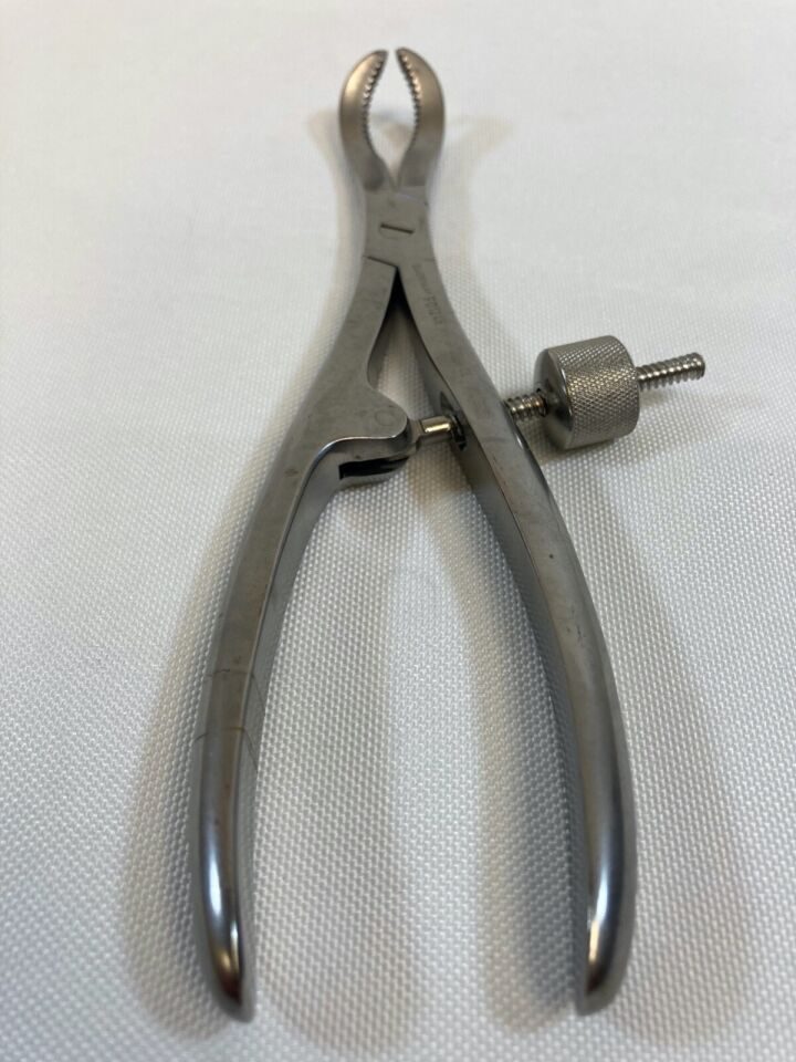 AESCULAP FO124R Reposition Forceps Curved 170mm Speed Lock Orthopedic — photo 6