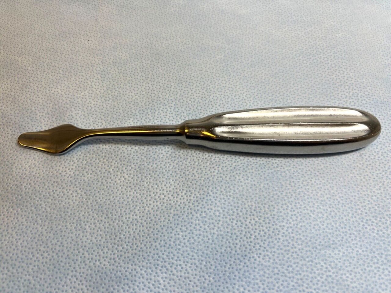 V. MUELLER OS4150-002 Chandler Bone Elevator 8" Length X 20mm Wide — photo 1