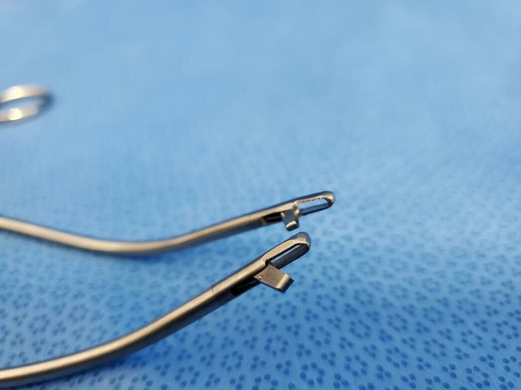 R. WOLF Arthroscopy Left Curved Serrated Biopsy Punch Forceps - Set of 2 — photo 5