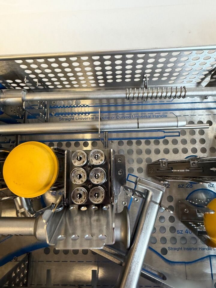 ZIMMER Continuum / Trilogy IT Acetabular System General Instrument Set — photo 6