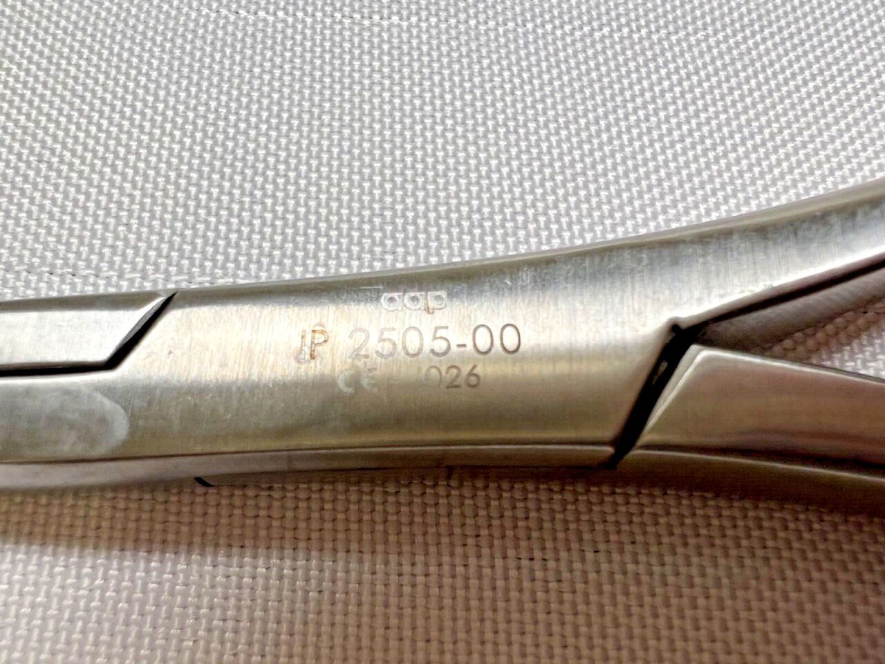AAP 2505-00 Surgical Bending Forceps — photo 3
