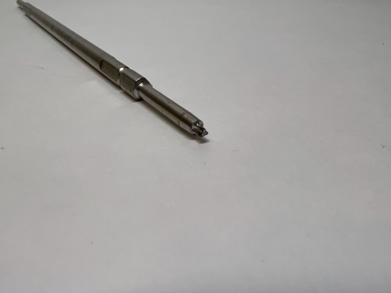SYNTHES 2868-40-000 Orthopedic Cam Tightener Shaft — photo 3