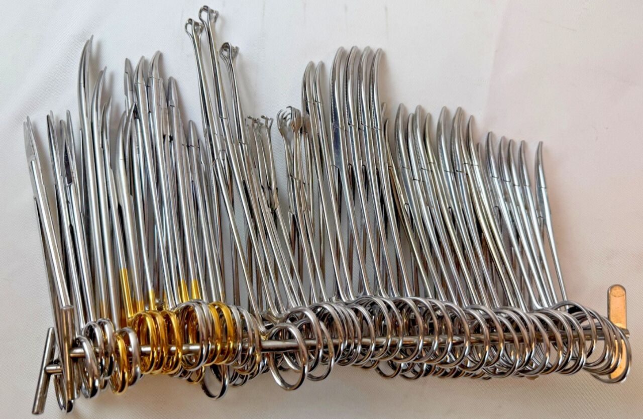 JARIT Various  86 Piece SSI Ultra Major Tray w/ Sterilization Case — photo 10