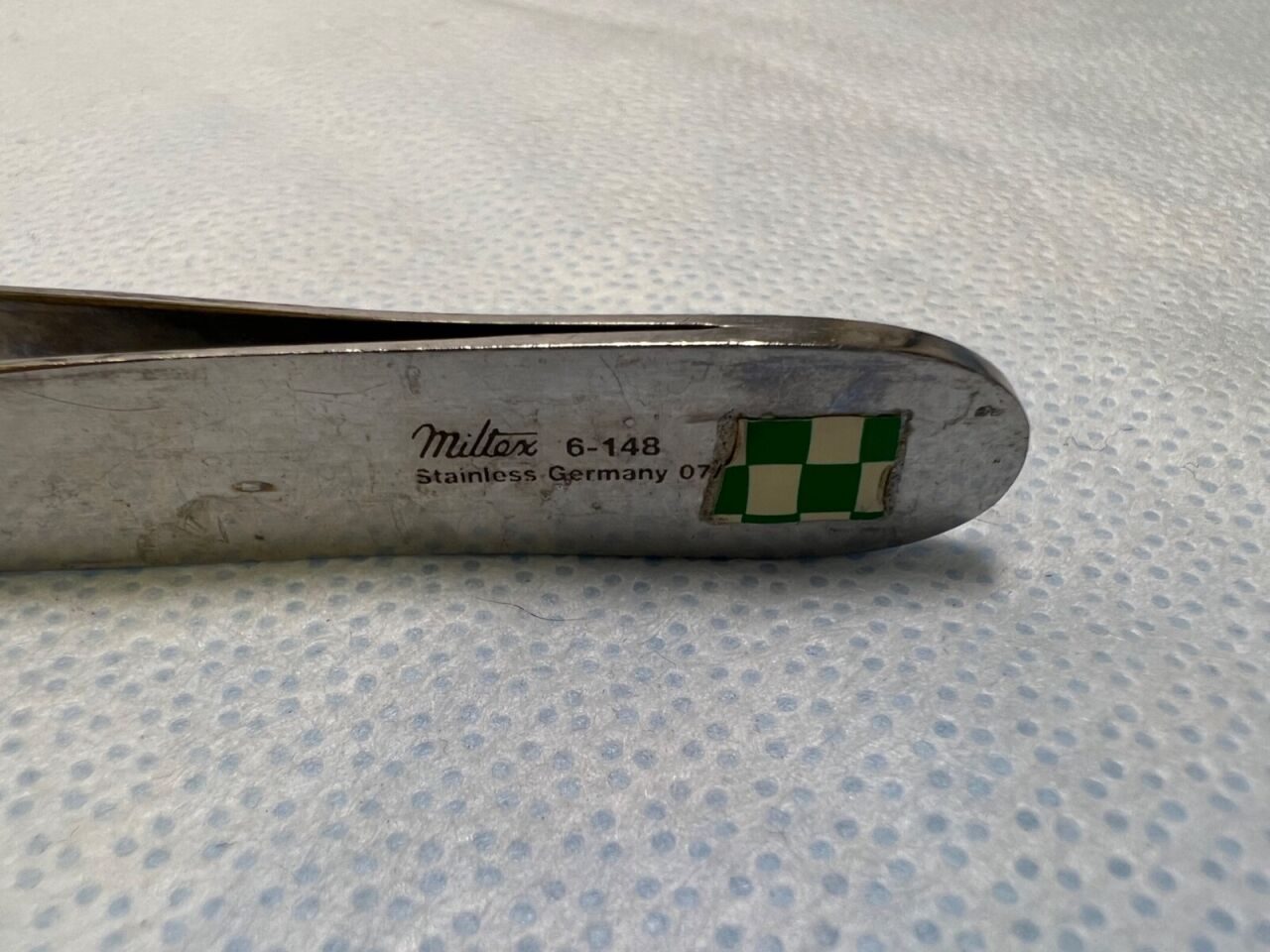 MILTEX 6-148 Tissue Forceps 1x2 Serrated Tips 7" — photo 2