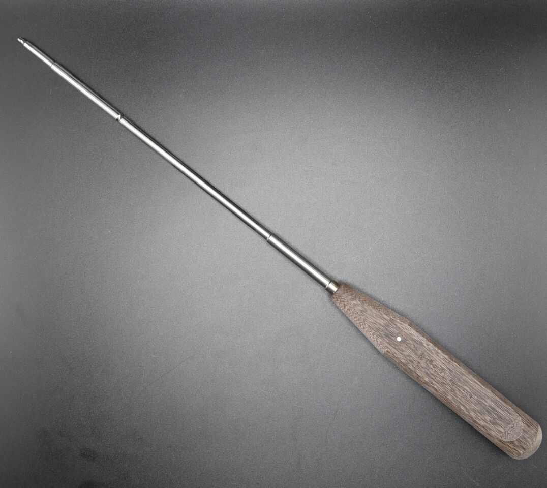SYNTHES 388.31 Long Small Hex Driver