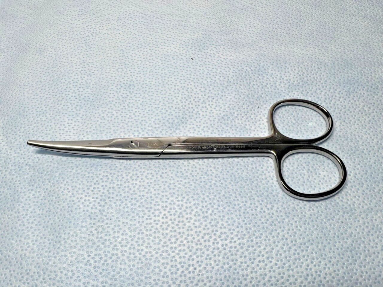 V. MUELLER SU1810 SuperCut Mayo Dissecting Scissors Slight Curved