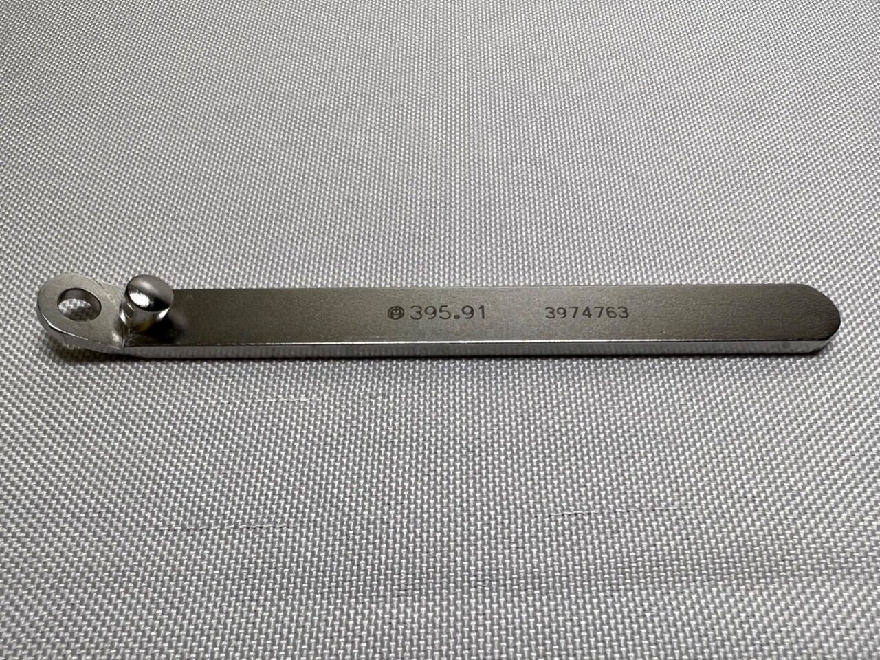 SYNTHES 395.91 Drill Sleeve Handle — photo 1