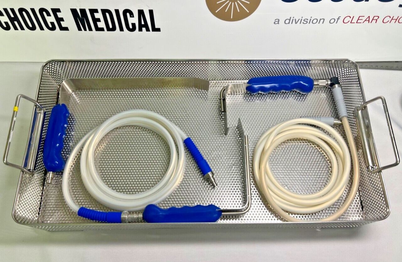 VITALCOR Various AFI Britetrac Lighted Retractors w/ Fiber Optic Cables   Tray — photo 1