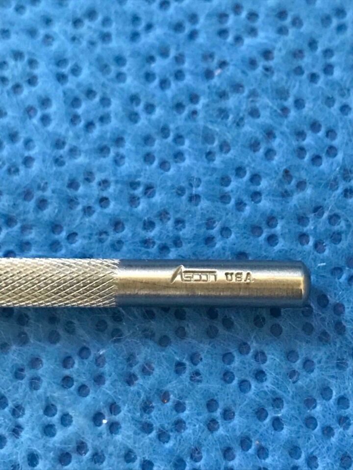 ASICO AE-2234 Little No-Hole IOL Manipulator Straight — photo 3