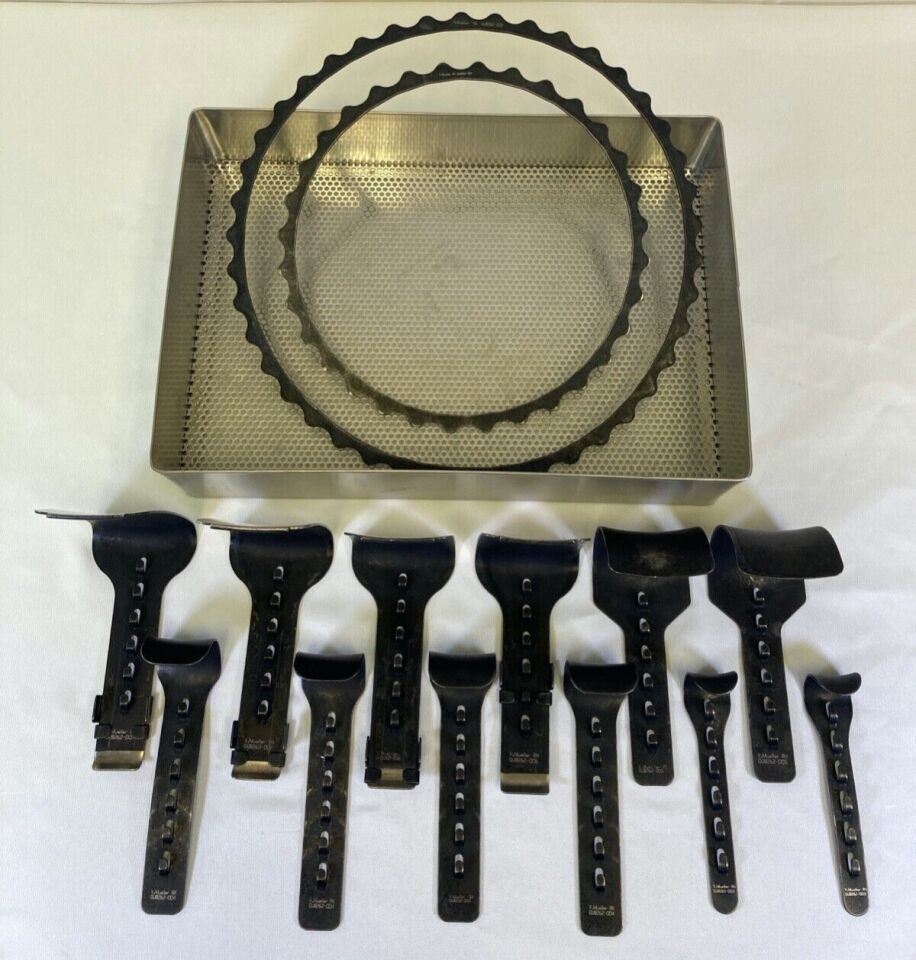V. MUELLER GU8262 14 Piece Turner-Warwick Black Retractor Set w/ Pan — photo 1