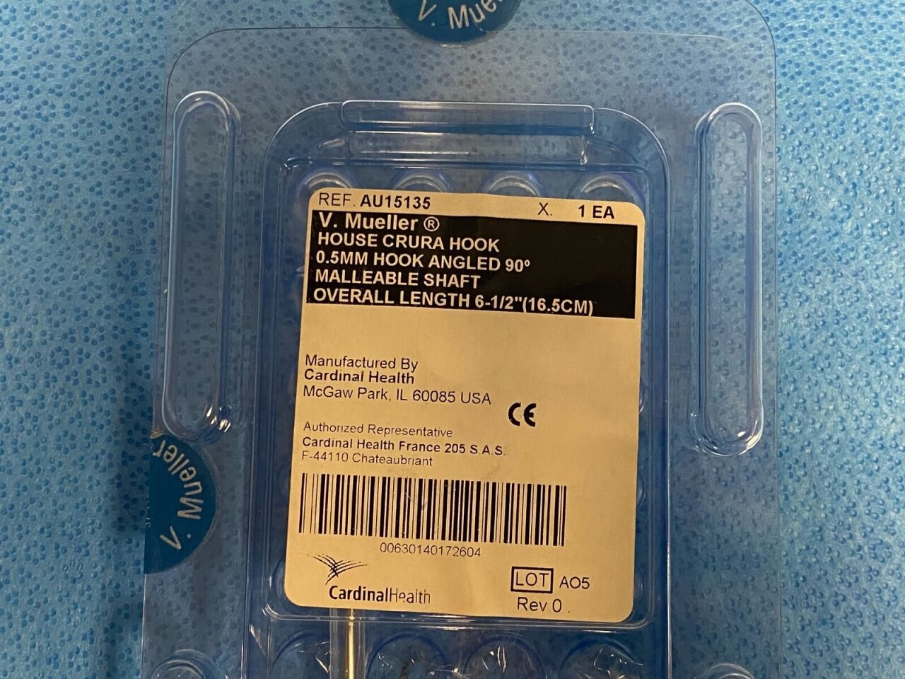 V. MUELLER AU15135 Hose Crura Hook 0.5mm Hook Angled — photo 2