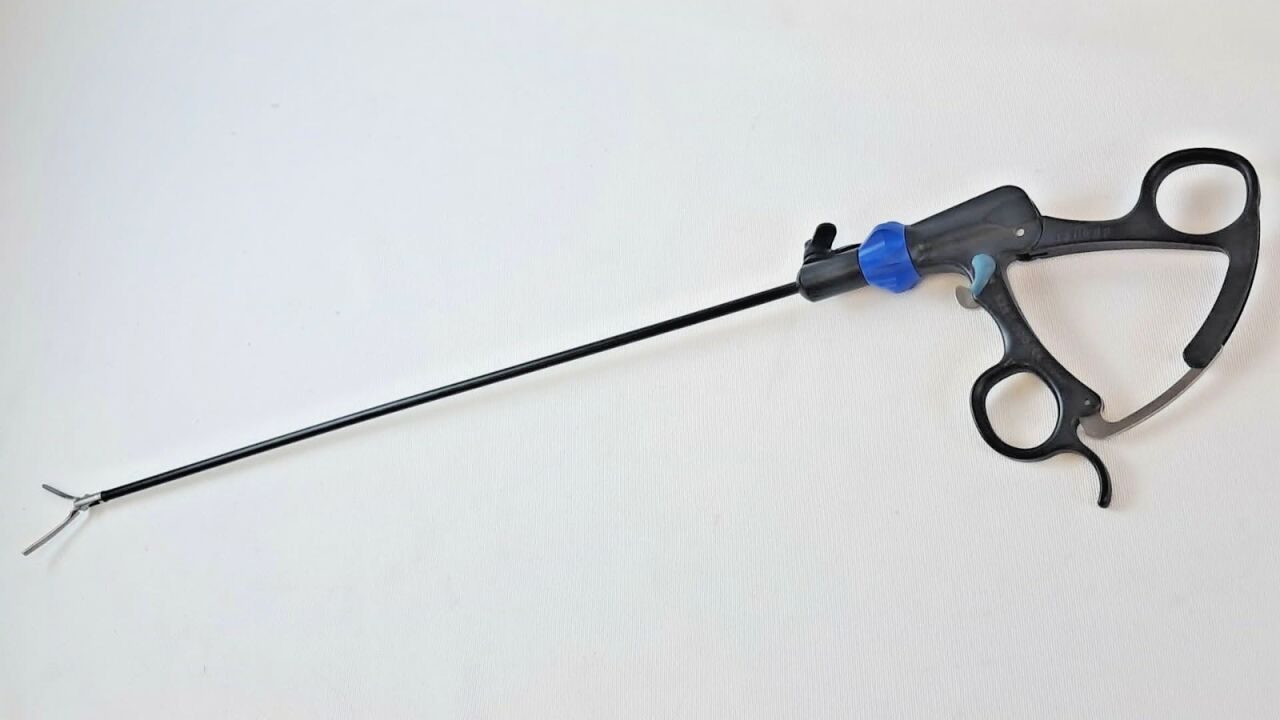 R. WOLF 8393.3237 5mm x 35cm Monopolar Laparoscopic Dabakey Grasper Curved — photo 2