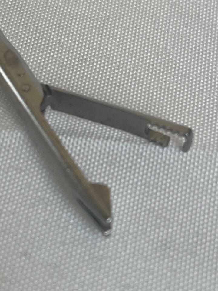 ARTHREX AR-13990 Scorpion Suture Passer — photo 4
