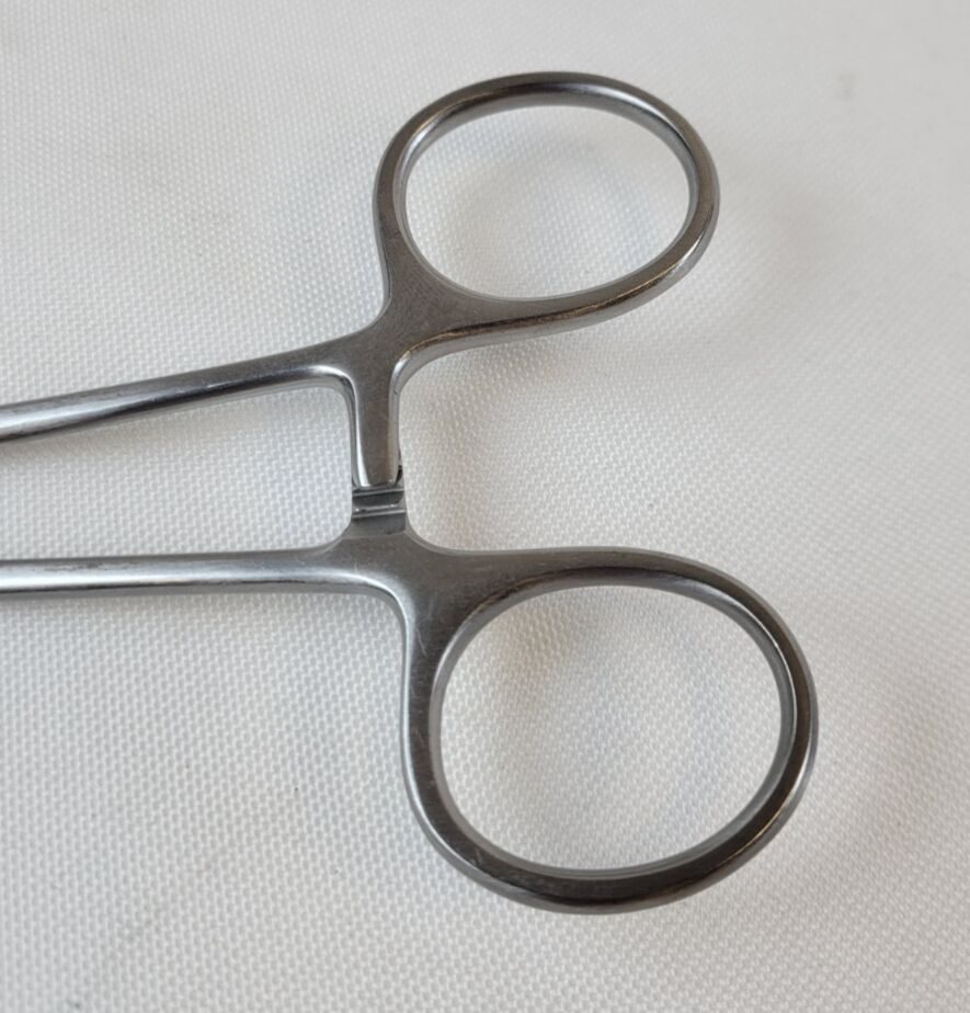 CODMAN 19-8104 Crafoord Coarctation Clamp Curved Jaws 9.5" Cardio CVOR Set of 4 — photo 6