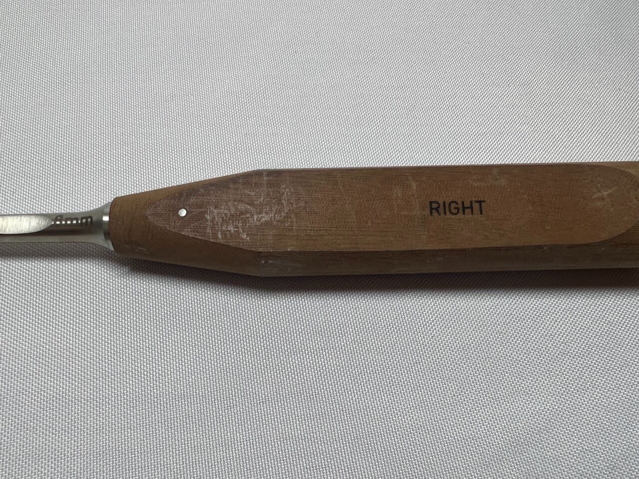SYNTHES 389.283 Angled T-PLIF Rectangular Curette 8mm — photo 2
