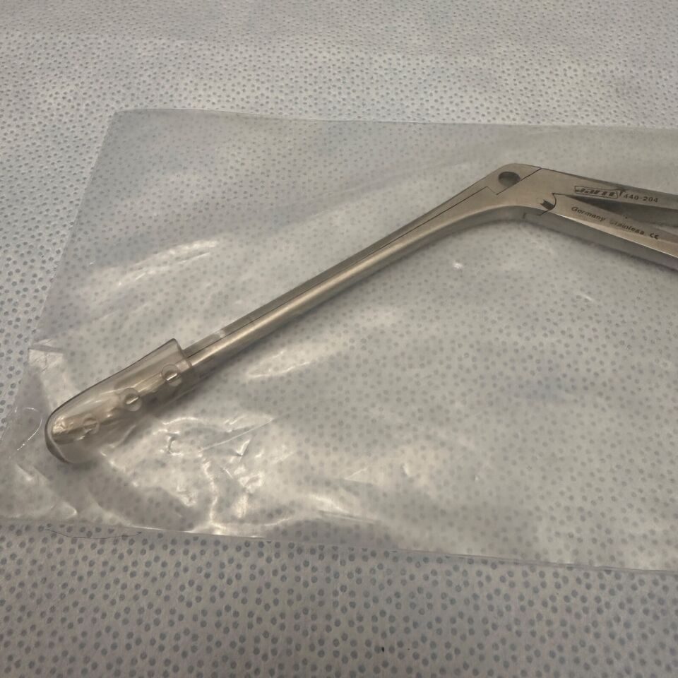 JARIT 440-204 Nasal Alligator Scissor Tapered Blade Left WL 4-1/2" — photo 6