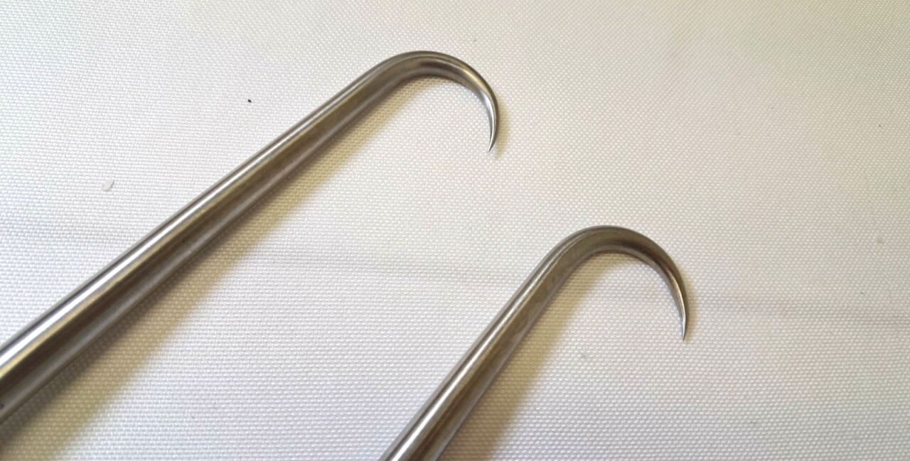 MILLENNIUM SURGICAL gs 45.4440 9" 25mm Bone Hook Large Sharp Set of 2 — photo 2