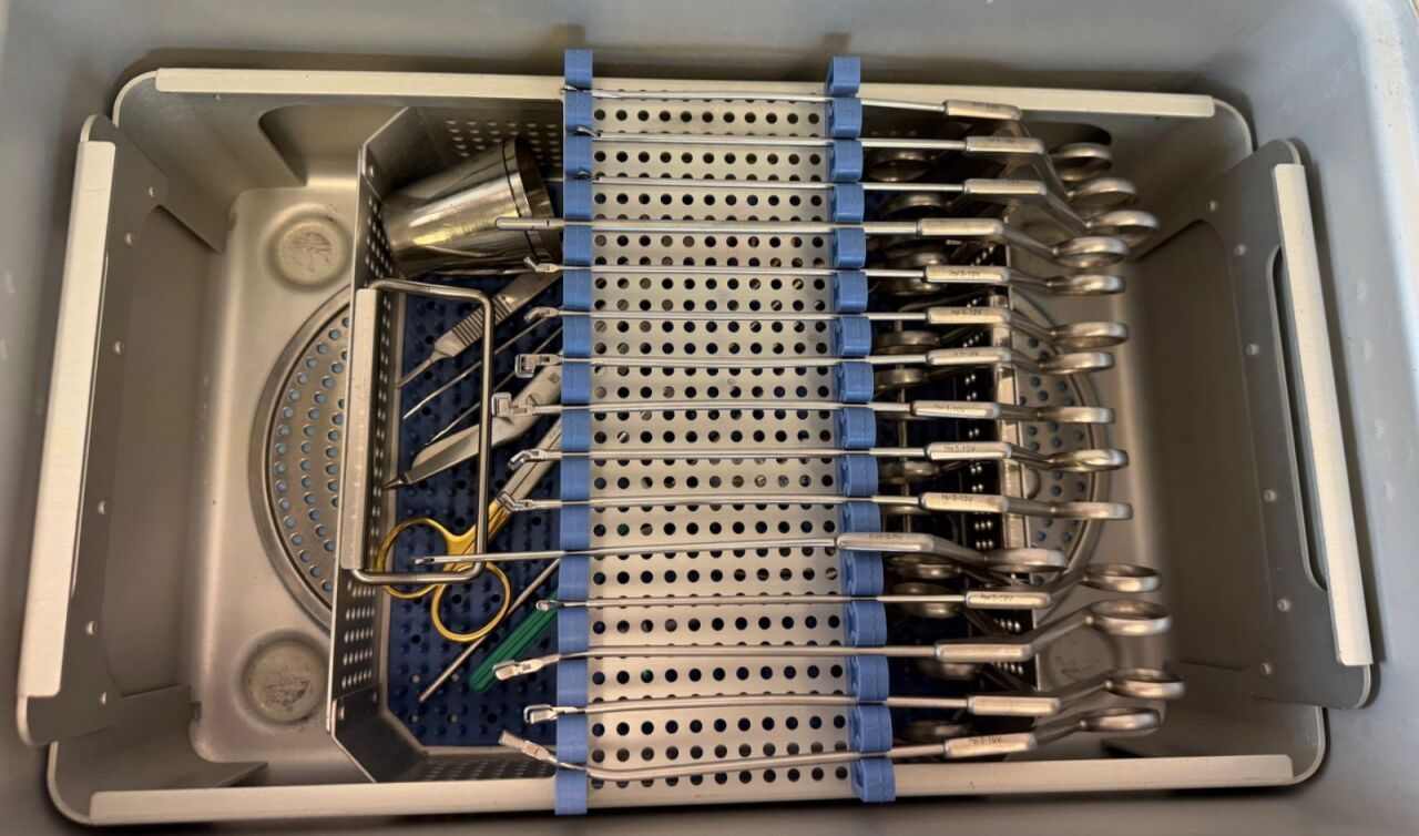 VARIOUS  Arthroscopy Biter Punch Set w/ Extras & Tray — photo 12