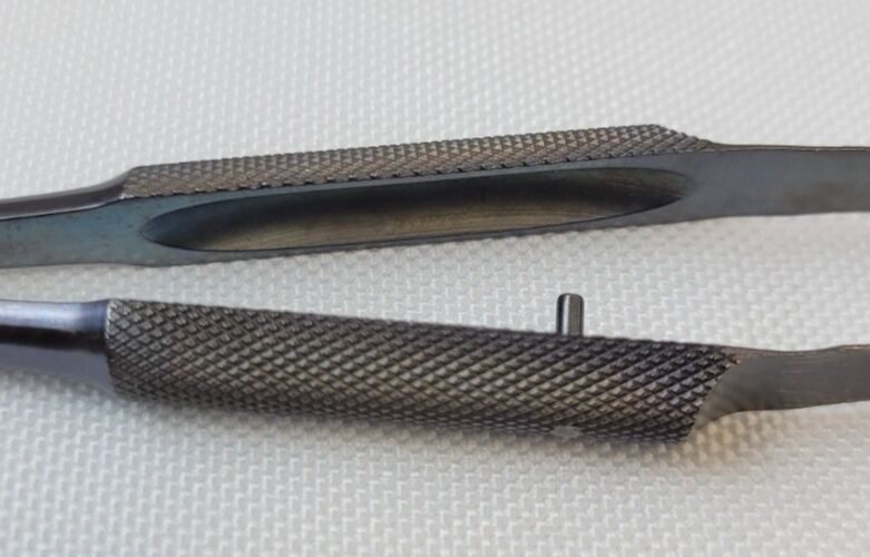 SOLOS U.S.A. ST2056 Castroviejo Needle Holder Spring-Action Precise Jaws — photo 3