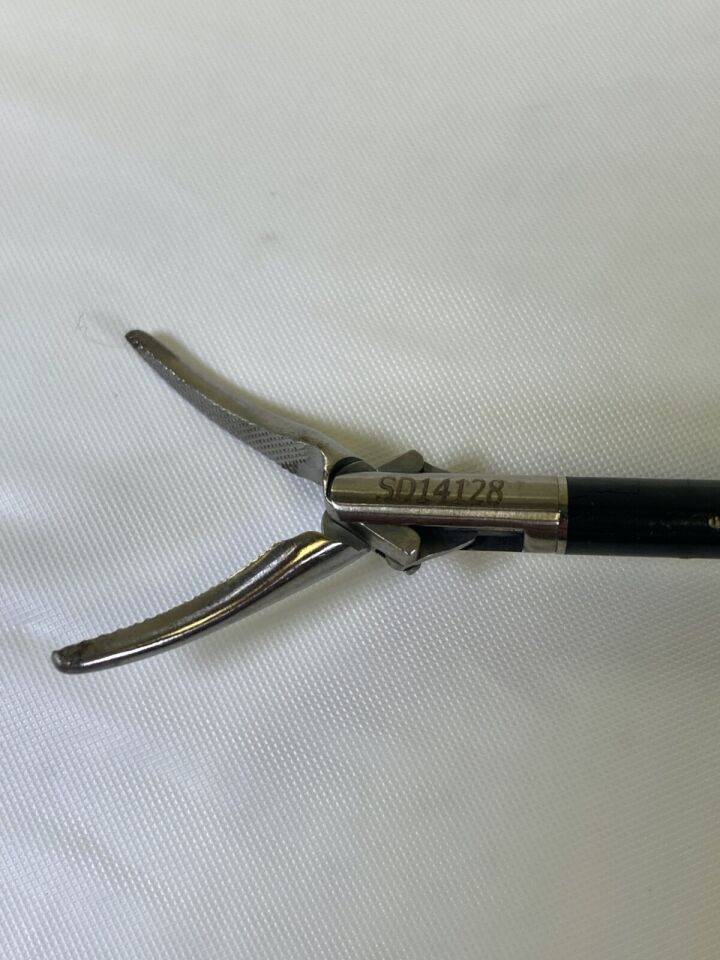 SURGICAL DIRECT SD14128 5mm x 37cm Monopolar Laparoscopic Maryland Dissector — photo 6