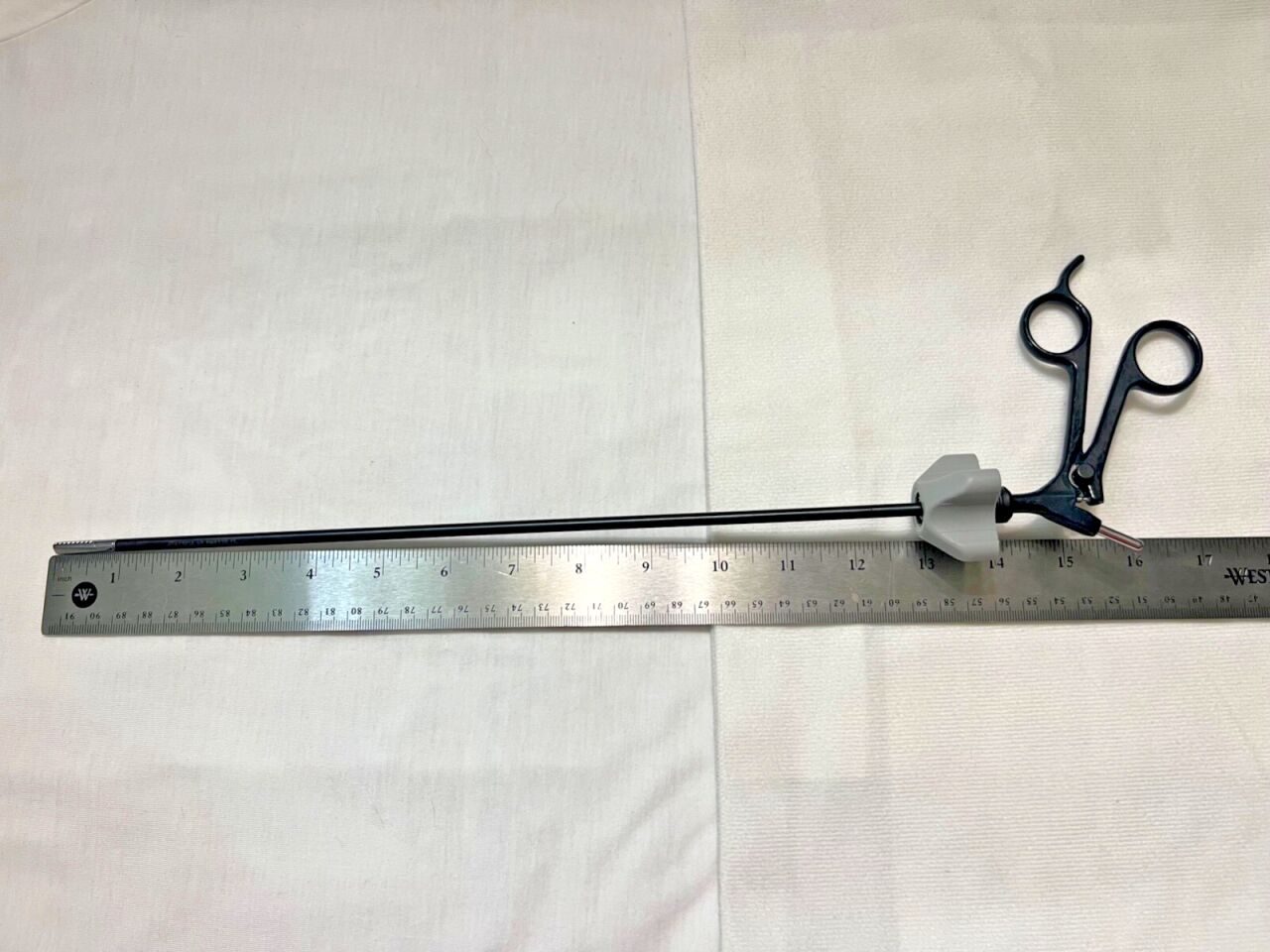 AESCULAP PO615R ADTEC Laparoscopic 5mmX31cm Monopolar Alligator Grasping Forcep — photo 6