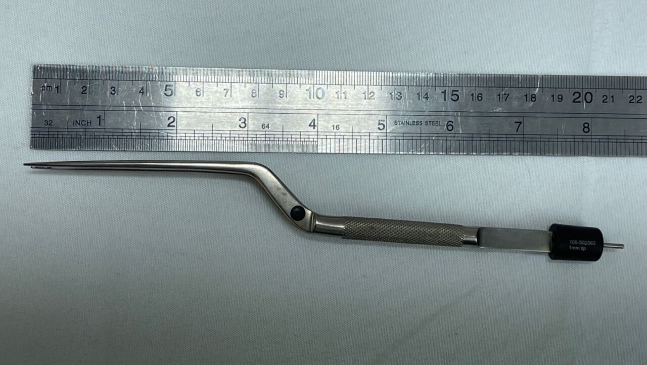 MILLENNIUM 100-S02063 1mm Tip Bayonet Bipolar Forceps 8" — photo 8