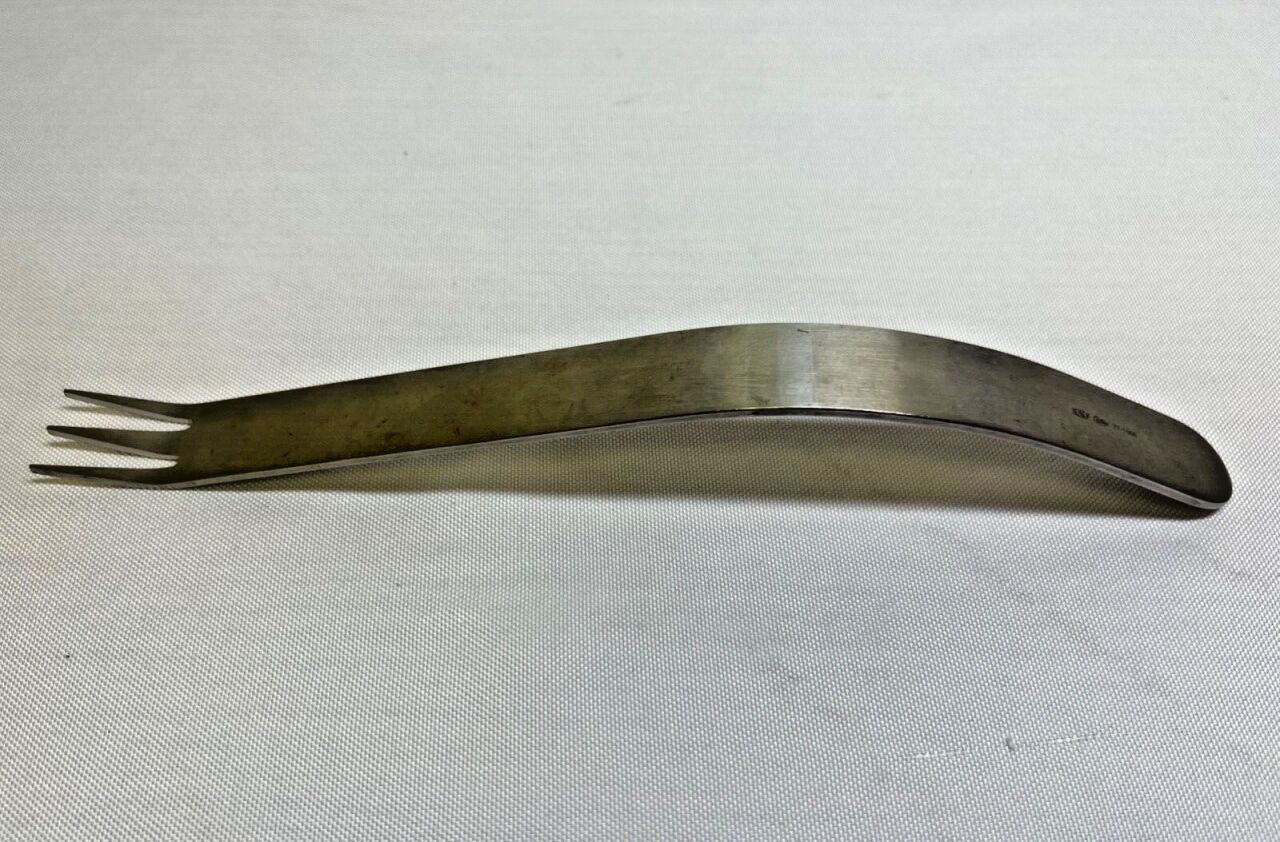 SSI ULTRA 77-1005 Capsule Retractor 3 Sharp Prongs 22mm Blade — photo 1