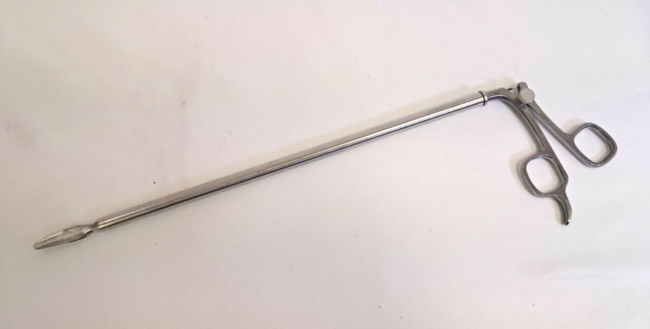 SNOWDEN-PENCER 88-9634 10mm Vertical Opening Scissors Surgical Laparoscopic