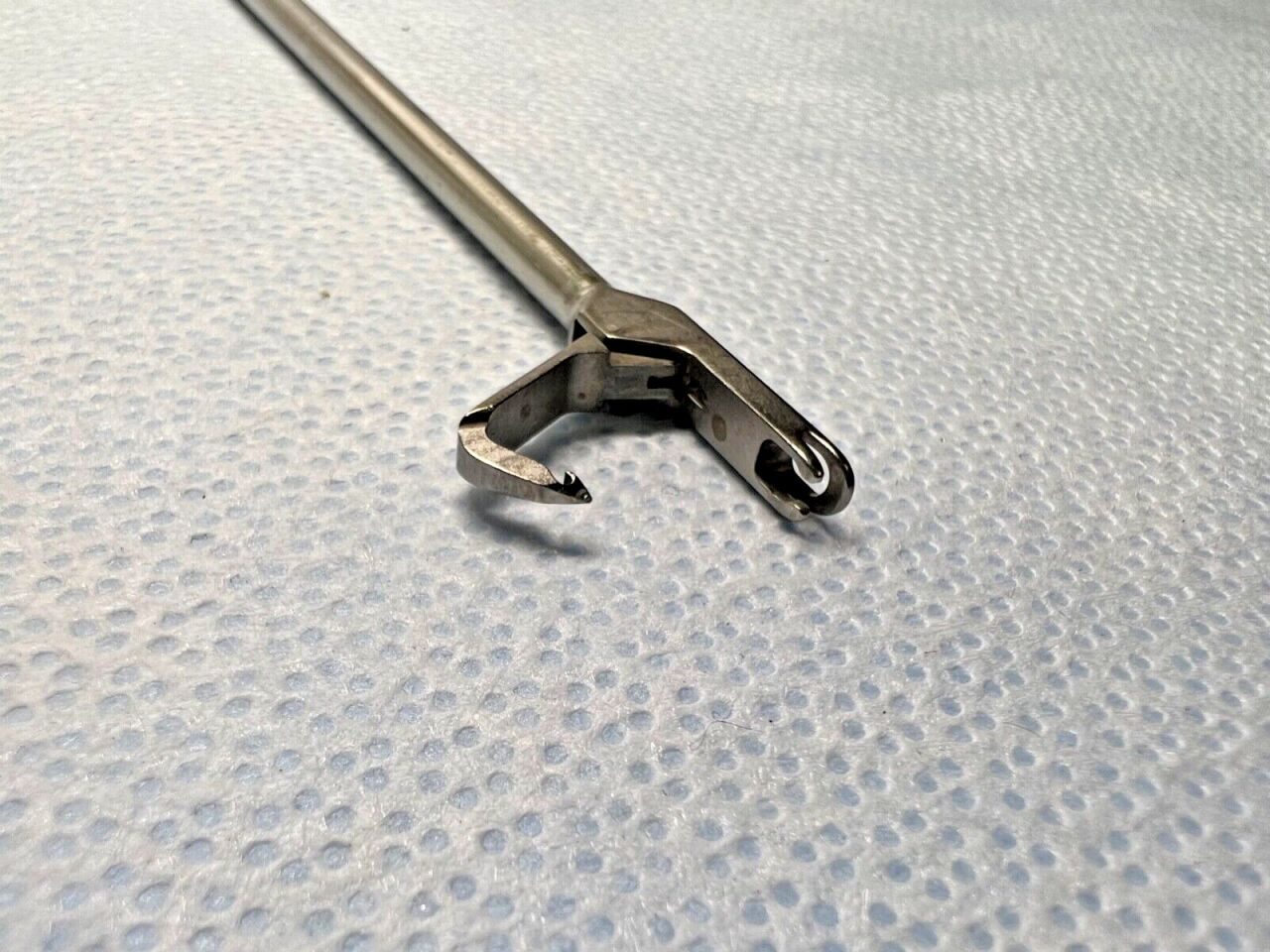 ARTHROTEK 902070 Arthroscopic Mini Caspari Suture Punch Straight — photo 4