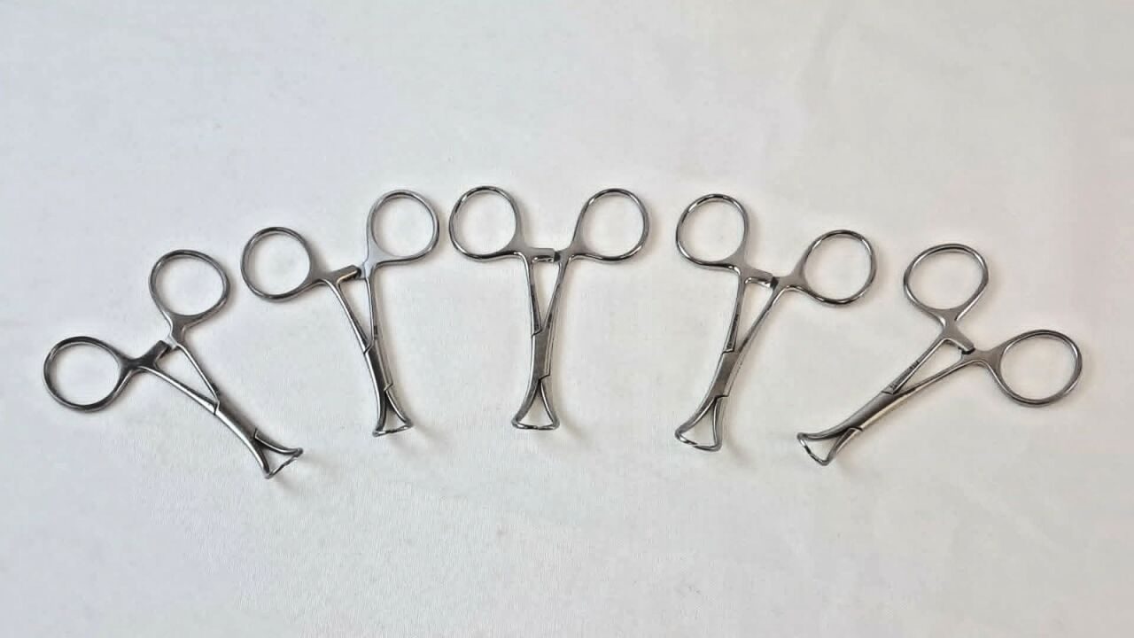 SYMMETRY 17-5508/33-5000 Backhaus Towel Clamp Sharp Tips - Lot of 5 — photo 1