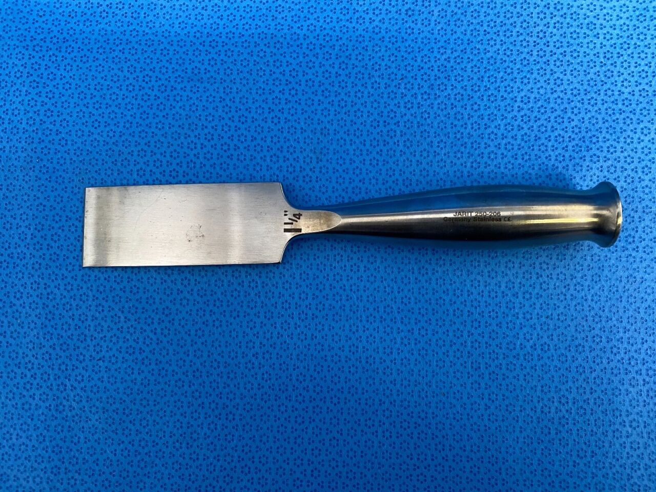 JARIT 250-206 Smith-Petersen Osteotome, Straight, 1 1/4" x 8" — photo 1