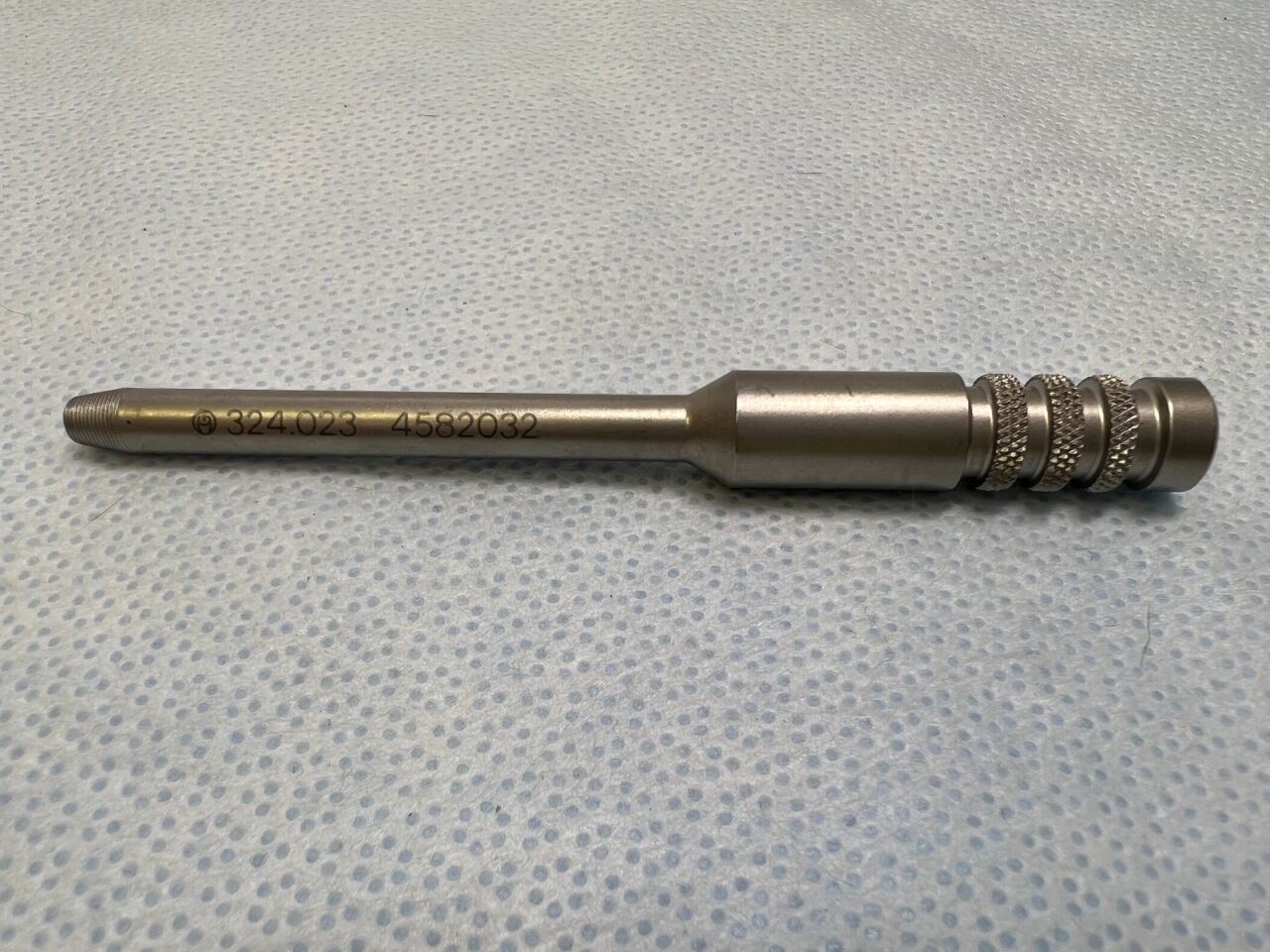 SYNTHES 324.023 Threaded Holder — photo 2